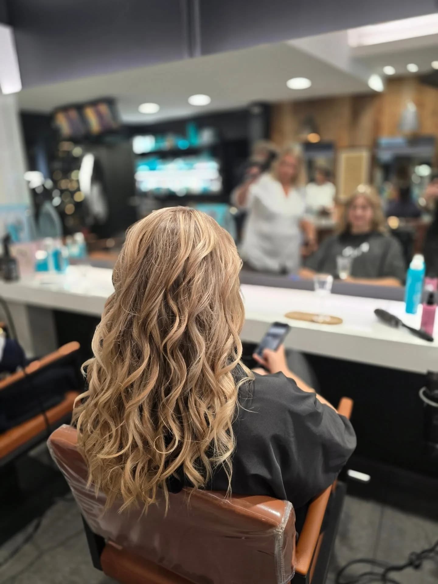 Damesstyling en kleuring bij Micovero Style