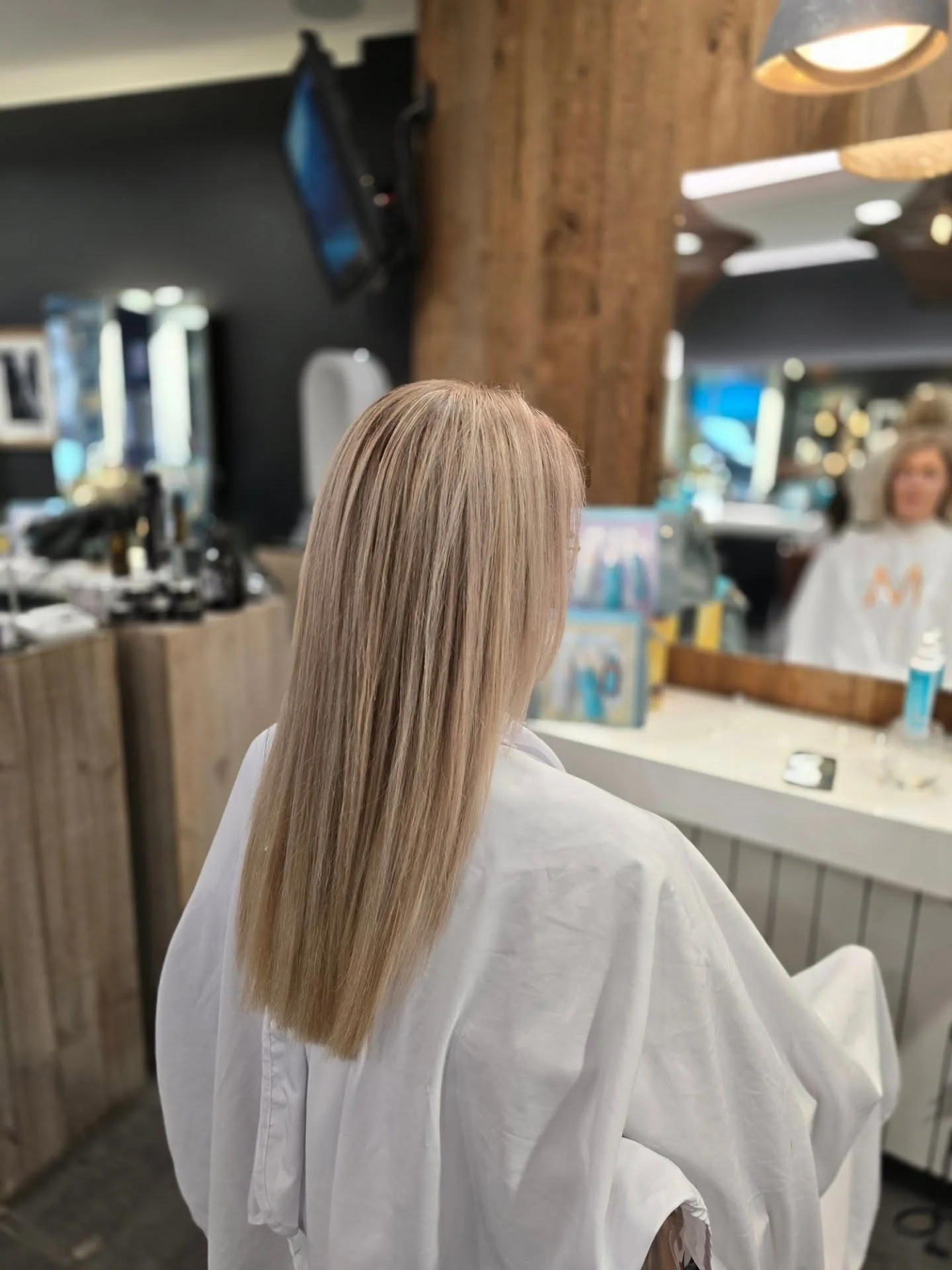 Damesstyling en kleur bij Micovero Style